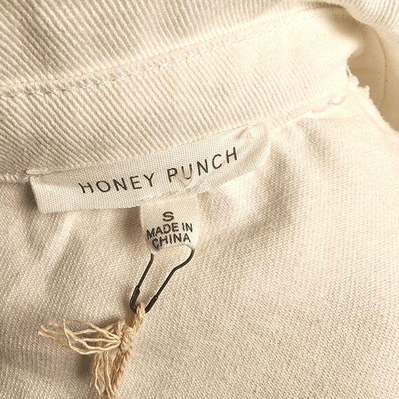 White Destressed Destroyed Classic Jean Jacket 100% Cotton Twill Honey Punch NWT - Picture 6 of 8